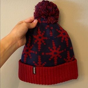 EUC Patagonia Powder Town Snowflake Beanie
